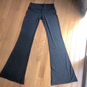 Green Apple Active flared yoga pants